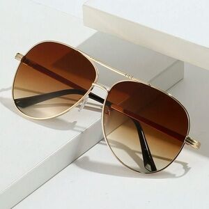 Gold Aviator Sunglasses